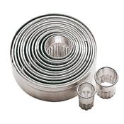 TAGLIAPASTA ANELLO FESTONATO SET 11PZ da cm.10 a 3 INOX